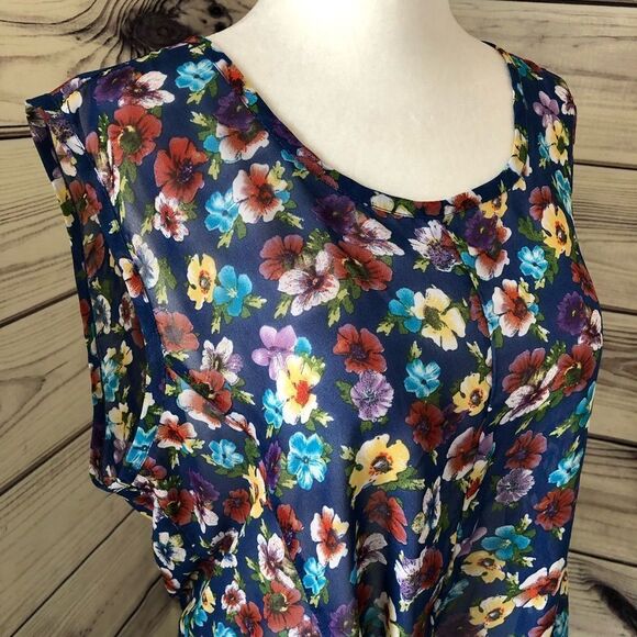 Delias Navy Floral Zipper Back Twist Front Tank Top Size Large - Picture 3 of 6